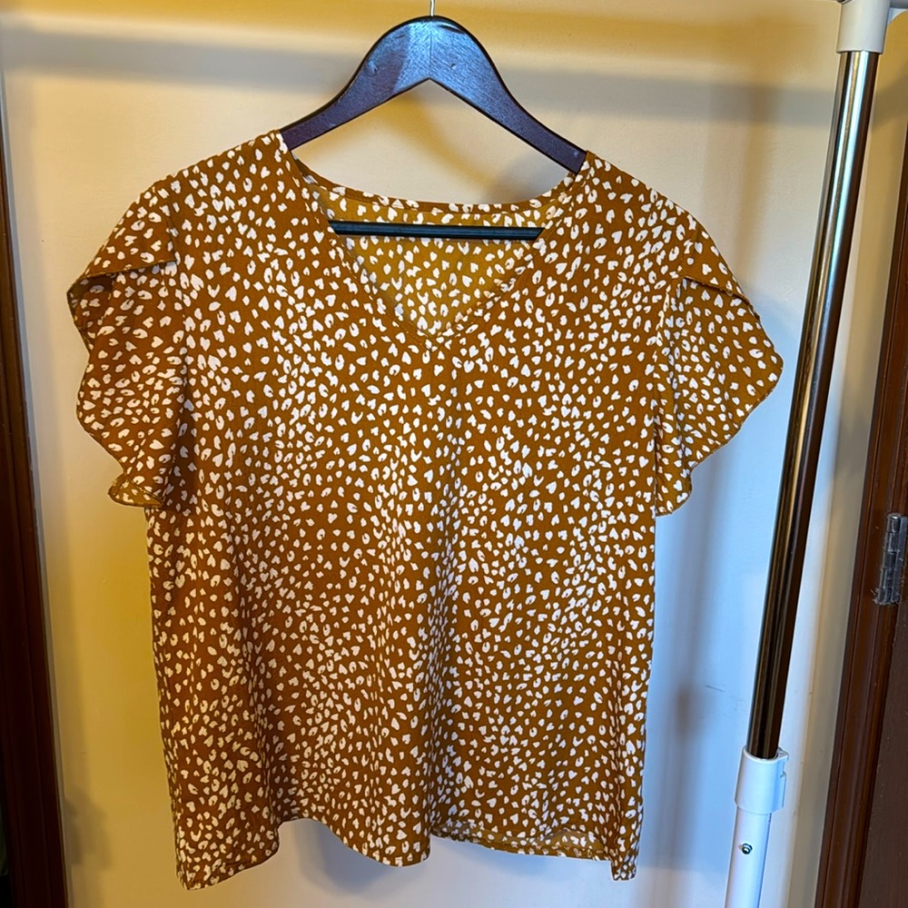 Light weight summer top